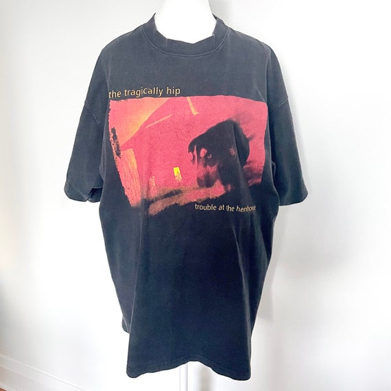 希少な90年代のThe Tragically HipコンサートTシャツ Trouble at the 