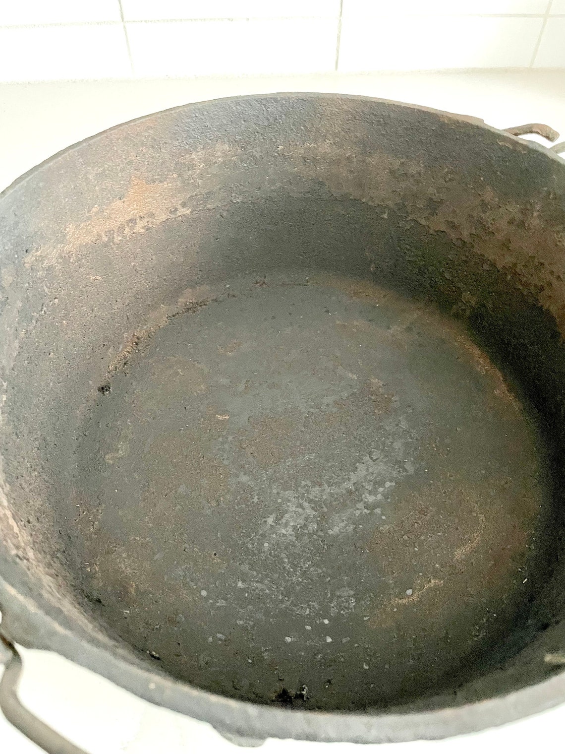 Findlay 9 Cast Iron Dutch Oven Made in Canada Etsy Canada