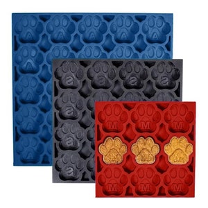 Molde personalizado con forma de pata de perro / Hornea golosinas en casa / Molde de silicona personalizado para galletas de perro con la inicial de tu perro / Regalo para amantes de los perros