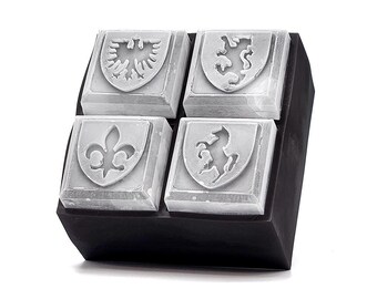 Heraldry Ice Cube Tray | Sigil & Coat of Arms Whiskey Rocks