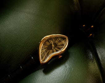 Soft melting Watch / Black face / Quartz Watch