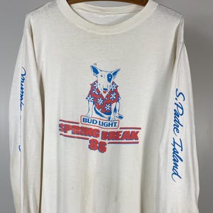 Koszulka z nadrukiem piwa Bud Light z motywem Spuds MacKenzie Spring Break &#39;86 | 100% bawełny | Koszulka vintage z pojedynczym ściegiem i przetarciami | South Padre Island