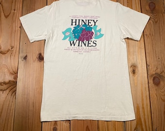 80s Crazy Shirts Hawaii "Hiney Wines" Grape T-Shirt / 1980s Vintage Graphic Tee / Size Medium