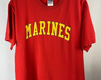 90s Marines Spell Out T-Shirt - M - Vintage Marine Corp Shirt