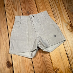 Vintage op ocean pacific corduroy shorts - Etsy 日本