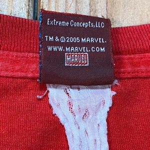 Vintage Spider-Man 2 filmpromo-T-shirt 2004 - Y2K Marvel Comics graphic T-shirt - jeugd groot afbeelding 4