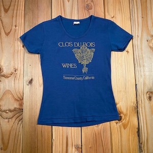 Maglietta grafica Fun-Tees Clos Du Bois Wines anni '70, taglia M, blu, maglietta vintage per bambini