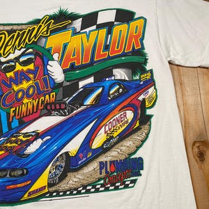 Vintage 90-tals NHRA Dennis Taylor Way cool rolig bil dragracing t-shirt, Hanes Beefy-T herrstorlek S bild 4