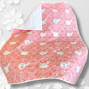 Baby Quilt Blanket - Cute Kitten and Hearts quilt / Quilted Baby Blanket / Crib Blanket / Crib Bedding /Patted Play Mat