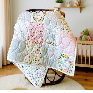 Edredón para bebé con ciervos: Gris, melocotón, beige rosado, algodón hecho a mano