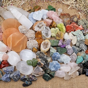 Crystal Mystery Box by HartBeith - Minimum of 10 Crystals in every box
