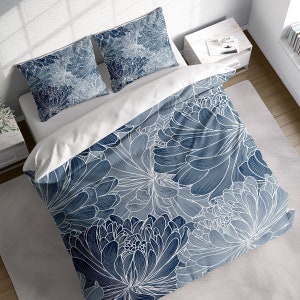 Pencil Smudging Mums Botanical Duvet Cover Set, Blue Floral Bedding, Single Double Full Cali Queen King Size, Text n Size Customizable