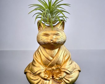 Lucky Cat Tillandsia Planter Pot, Golden Zen Decor Air Plant