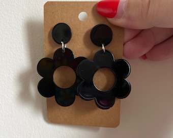 flower power earrings, mary quant daisy, gifts for her, retro earrings, acrylic earrings uk, retro flower earrings, mod earrings,