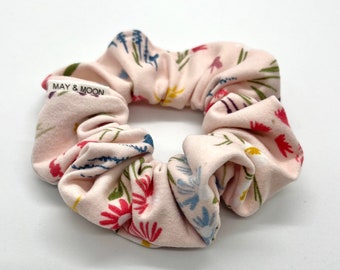 Super Zacht Roze Bloemen Scrunchie, Cadeau voor haar, Tiener Cadeau, Valentijnscadeau
