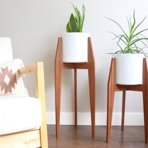 Set of 2 Plant Stands Deluxe , Sapele Mahogany, Mid century modern style, handmade in Canada, Solid Hardwood image 3