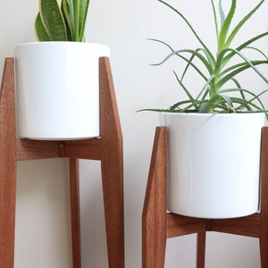 Set of 2 Plant Stands Deluxe , Sapele Mahogany, Mid century modern style, handmade in Canada, Solid Hardwood image 4