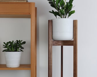 Plant Stand 