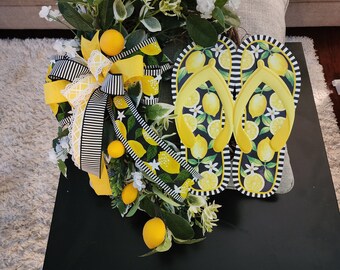 Lemon wreath, flip flop wreath, summer wreath, lemon decor, lemon wall hanging