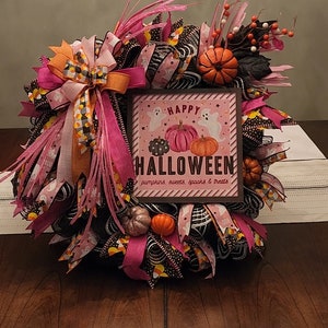 Pink Halloween wreath, Pink and black Halloween wreath, Halloween wreath