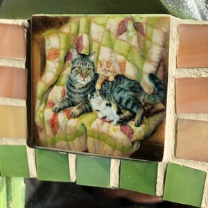 Mosaic wall plaque, small mirror and cabinet knobs CAT