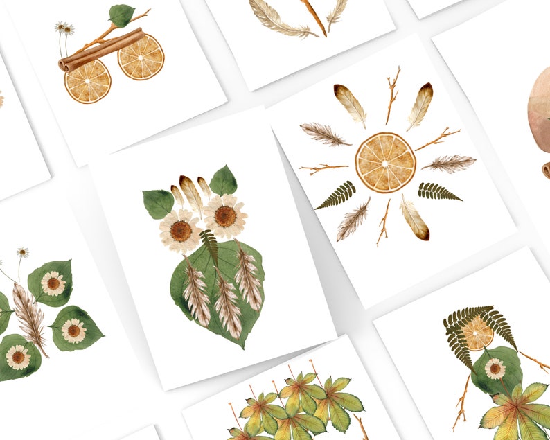 Puede incluir: Un conjunto de ocho tarjetas con elementos bot&aacute;nicos prensados y fruta seca. Las tarjetas presentan una variedad de elementos naturales, incluyendo hojas, flores, plumas y rodajas de c&iacute;tricos. Las tarjetas son perfectas para agregar un toque de naturaleza a la decoraci&oacute;n de tu hogar.