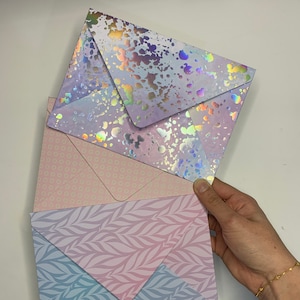 Sobre misterioso hecho a mano 5x7 - individual - todos los colores, patrones florales, diseños metálicos y holográficos disponibles