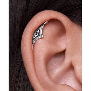 Goth Hidden Helix Earring • Cartilage Helix Piercing 18G 16G • Dark Silver Jewelry • Gothic Jewelry Punk Tattoo Medieval Earring • CRT021