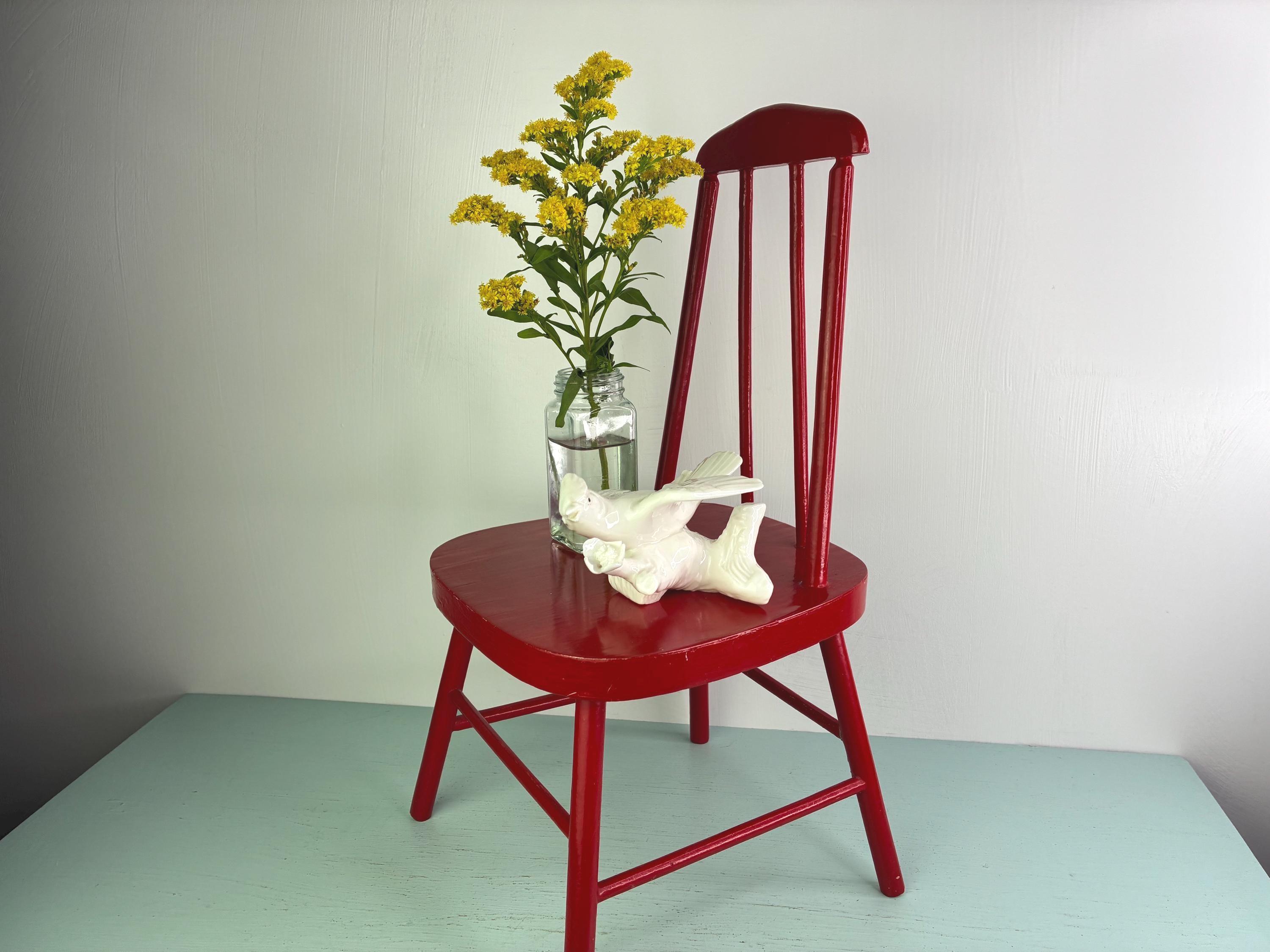 Vintage Red Childs Chair - Etsy