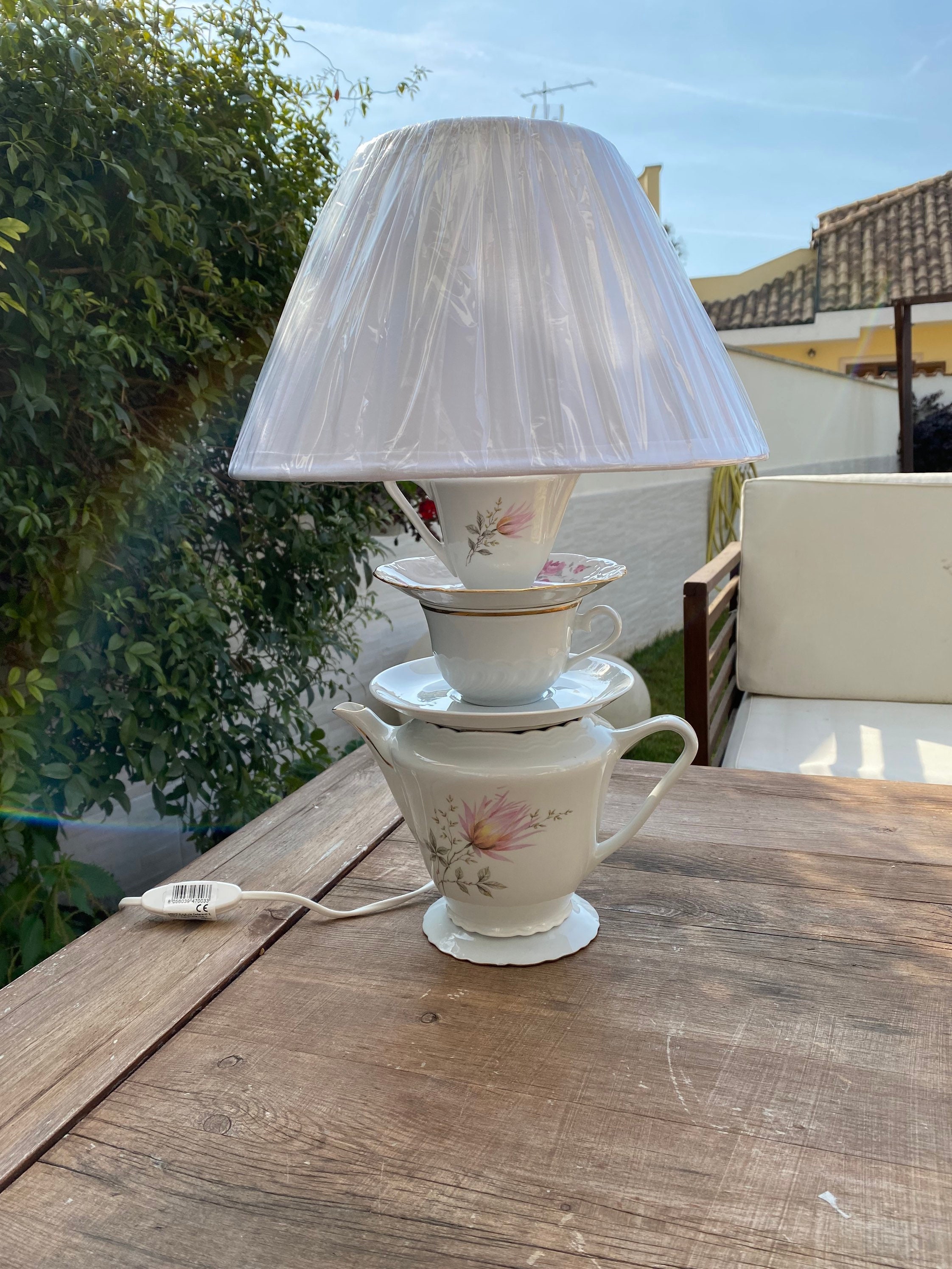 Vintage teapot lamp deals