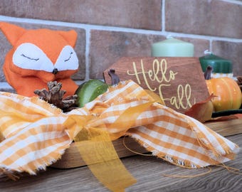 Decorative autumn tray centerpiece with fox, pumpkins and other autumnal objects in felt and pannolenci including candles, handmade