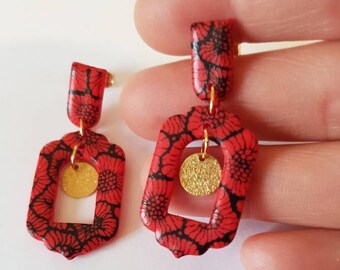 Poppy earrings,red and black,light earrings,flower earrings,poppy jewelry,original shape,fimo