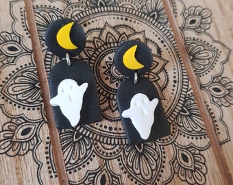 Halloween earrings,ghost, polymer paste, Halloween theme, ghost earrings