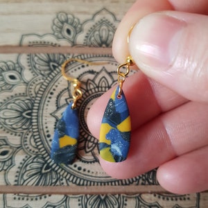 Ohrringe, Senfgelbe, blau, Glitzer, Frühling, unauffällige Ohrringe, originelles Geschenk,Hängeschnüre, leicht, einzigartig