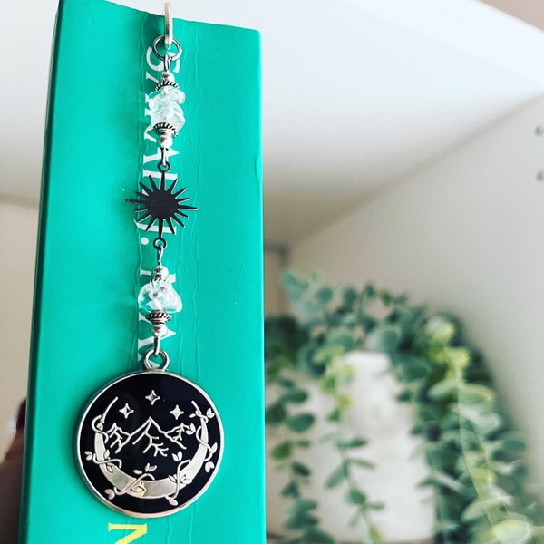 ACOTAR velaris officially licensed bookmark  - officially licensed by Sarah J Maas - booktok fandom - hand made crystal unique gift.