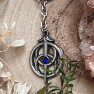 eye of elena throne of glass keyring  - officially licensed by Sarah J Maas - booktok fandom - TOG