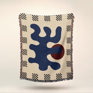 Checkered Mid-Century Modern Throw Blanket: Shape Study Design