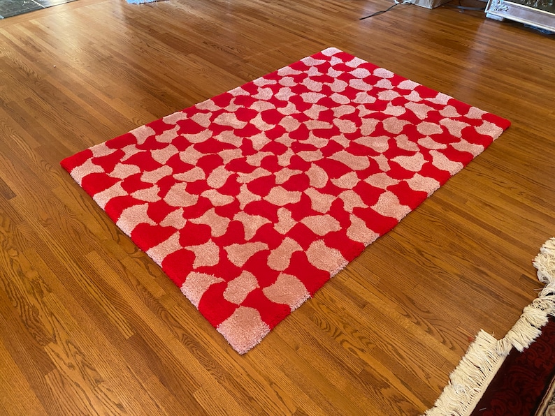 Wavy Red Checkered Rug Hand Tufted Rug Primary Backing Fabric Handmade Tufting Small Living Room Rug Decor Interior Design 4'x6'