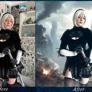 Op de afbeelding: Een vrouw in een zwart-wit cosplay-outfit met een zwaard. De achtergrond is een post-apocalyptische stadsgezicht.