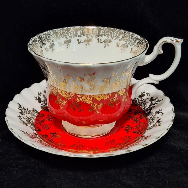 Royal Albert Scarlet Red & Gold Teacup and Saucer, Regal Series, Vintage