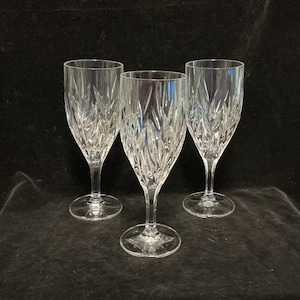 Nachtmann Cut Crystal Wine Glasses Set of 3, German Crystal Stemware, Starburst Base, V Cut Pattern Goblets, Elegant Barware