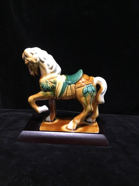 Glazed Sancai Glaze Tang Horse Statue Glazed Sancai Glaze Tang Horse Statue