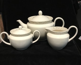 Vintage I. Godinger & Co. Tea Set Featuring Teapot, Creamer and Covered Sugar Bowl in Porcelain Lace