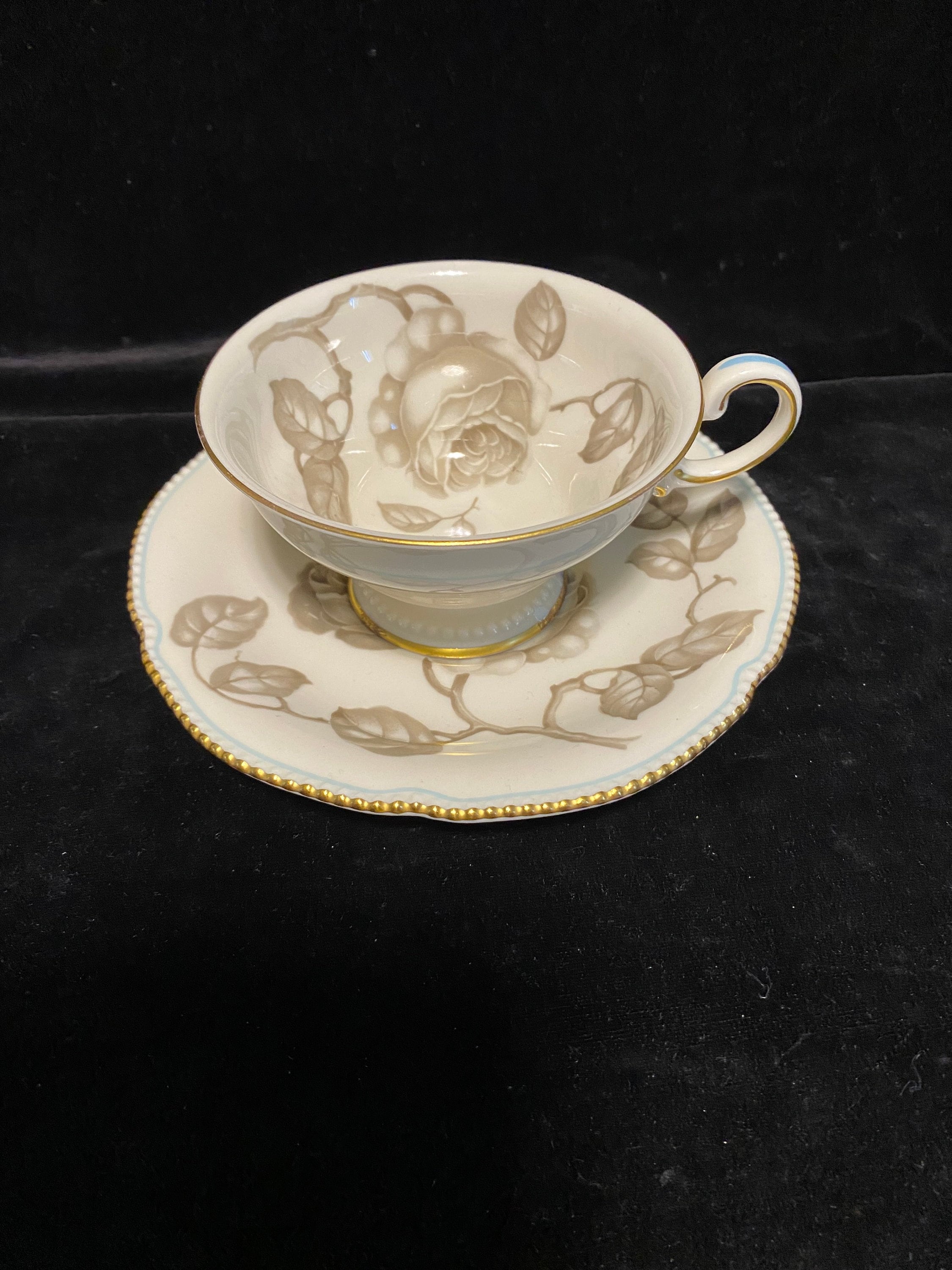 Castleton Gloria - Etsy