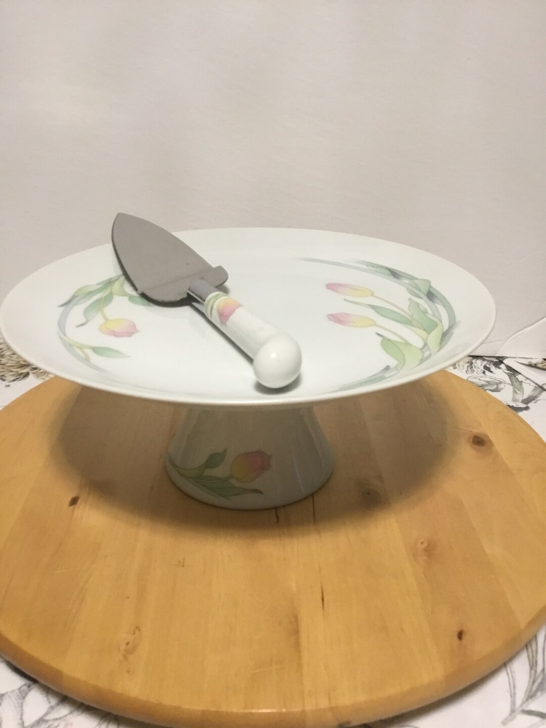 Westbury Pedestal Cake Stand and Cake Slicer/lifter. TOSCANY Etsy
