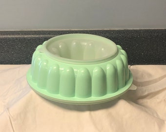 Vintage Tupperware Mint Green Jello Mold /1970s Tupperware