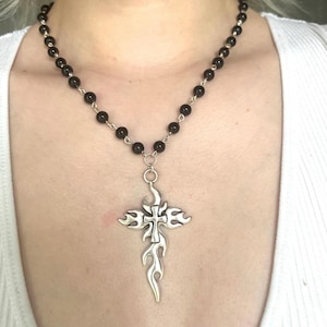 Gothic Kreuz Rosenkranz Halskette, Gothic Schmuck, Gothic Rosenkranz Halskette, Große Kreuz Halskette, Goth Halskette, Alternative Schmuck