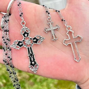 Silber und Schwarz Goth Kreuz Halskette, Gothic Schmuck, Grunge Alternative Schmuck, Y2K Große Kreuz Halskette, Strass Kreuz Halskette
