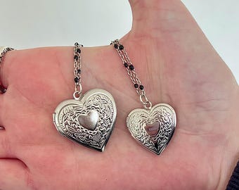 Gothic Heart Locket Necklace, Gothic Jewelry, Photo Necklace, Alternative Jewelry, Witch Jewelry, Black Heart Rosary Necklace, Goth Gifts