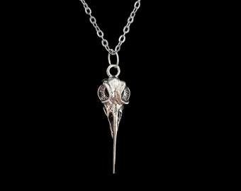 Bird Skull Necklace, Plague Doctor Chain Pendant, Raven Skull Necklace, Crow Necklace, Goth Necklace, Gothic Jewellery, Steampunk